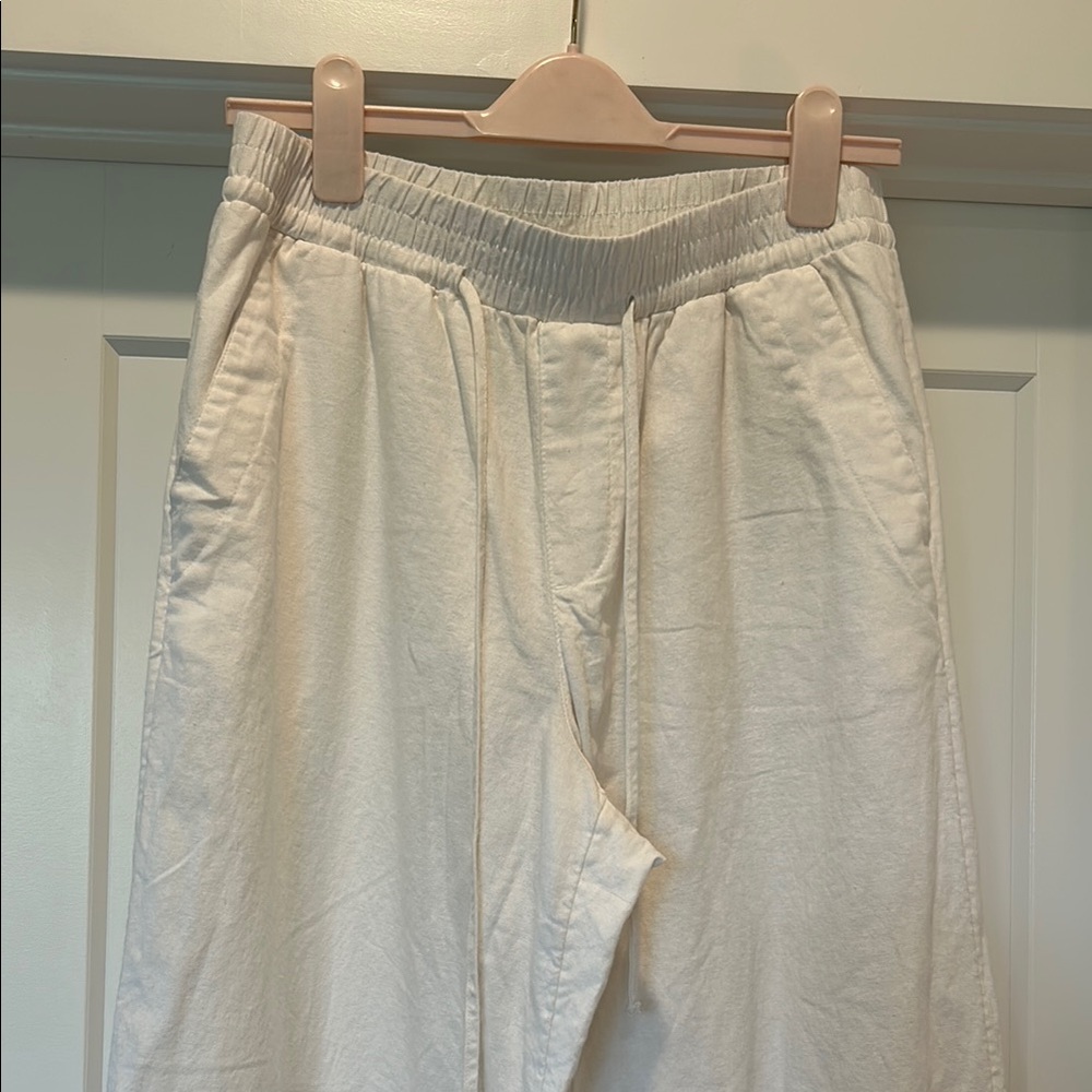 Women’s White Linen Pant - Medium